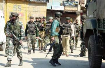 2 jaish e mohammad militants killed in gun battle near srinagar
