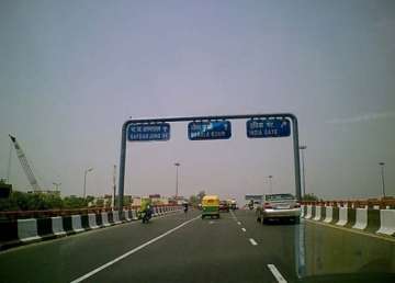 govt plans to build rail network on delhi s ring road