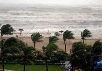 hudhud to take very severe turn in next 12hrs imd
