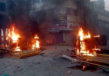 curfew lifted in varanasi schools colleges to remain closed today