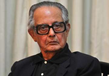 noted cartoonist rk laxman critical but stable says hospital