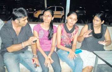 mumbai waiters bash up deaf and dumb diners