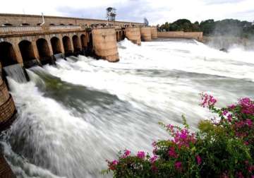 strike over mekedatu reservoir begins in tamil nadu