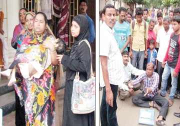 boy dies on father s shoulder in odisha cancer hospital after docs refused to administer injection