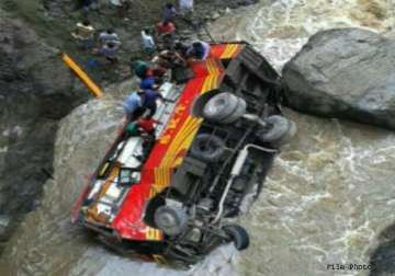 at least 15 dead 25 injured as bus plunges into river in mp