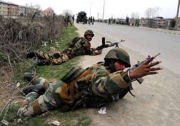 terrorists open fire at bsnl showroom in sopore 3 injured