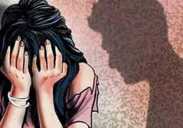 delhi university student raped in ghaziabad