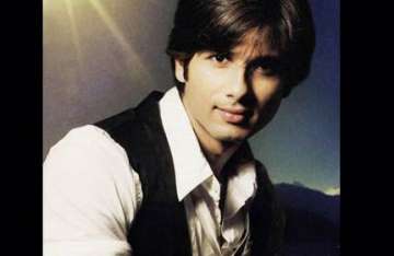 shahid to take air force training