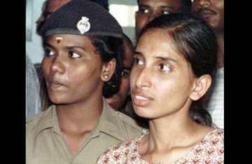 hc gives two weeks to tn govt to decide on nalini s plea