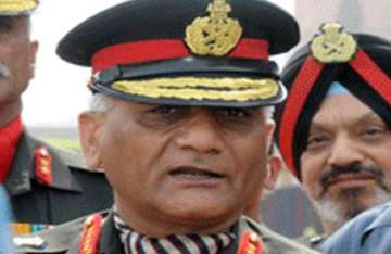 delhi court issues contempt notice to army chief