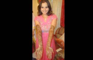 mehndi rasm e hina ceremony performed in sania s house