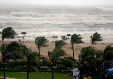 cyclone hudhud moves with fierce velocity odisha and andhra pradesh on high alert