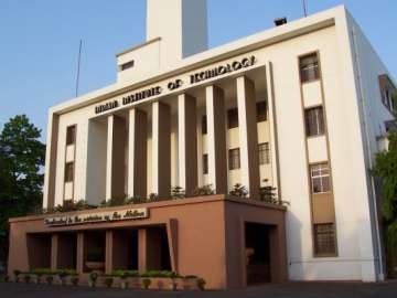 fire in iit kharagpur central store