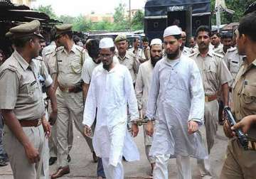 gorakhpur blast huji operative given life sentence