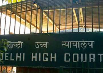 delhi hc urged not to allow quadricycles to run