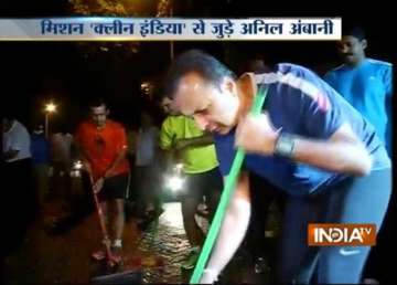 anil ambani joins pm modi s swachh bharat abhiyan