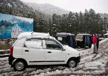 snowfall in high altitude areas of himachal