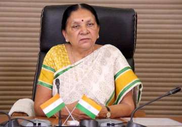 anandiben patel meets chinese delegation invites them to invest in gujarat