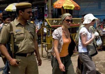 australians visiting india warned of terror attacks