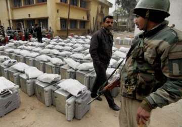 central forces to guard all polling stations in bihar election commission