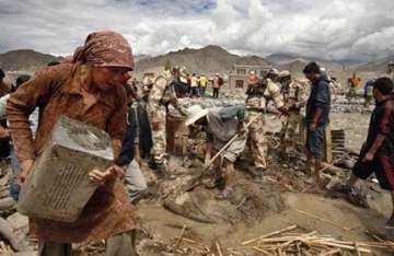 leh death toll rises to 165 81 foreigners rescued