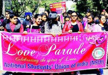 valentine day delhi students protest hindu mahasabha s forced marriage and shuddhikaran drive