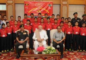 pm modi meets children from j k