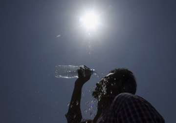 heat wave continues death toll in ap telangana rises to 432