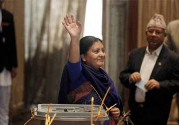 pranab mukherjee congratulates nepal s first woman president