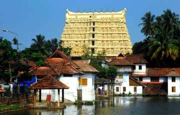 266 kg gold missing from sree padmanabhaswamy temple audit report