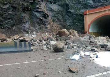 one killed two injured in landslide on mumbai pune expressway