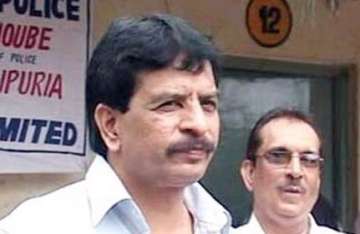 mumbai top cop held for fake encounter