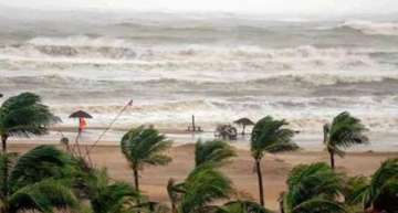 cyclone hudhud five killed in ap odisha normal life hit