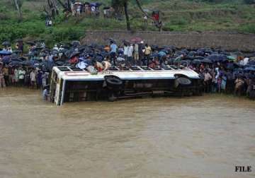 20 killed in jk floods 45 more feared dead as bus washed away
