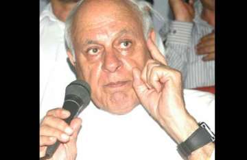 farooq wants centre to take up ladakh land grab issue with china