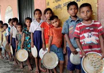 35 students fall ill after taking mid day meal in west bengal s bardhaman
