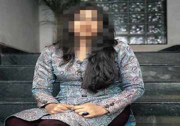 indian fashion designer raped by 13 men in dubai