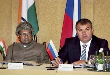indian russian defence ministers to hold crucial talks