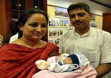 infant baby weighing 450 gms survives in mohali 3 months after birth