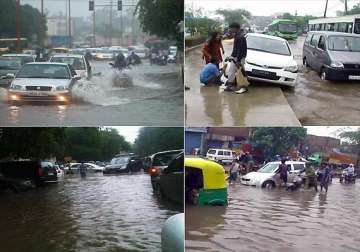 intermittent to heavy rain in delhi traffic snarled