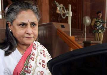 jaya bachchan breaks down as she condemns delhi gangrape issue in rajya sabha