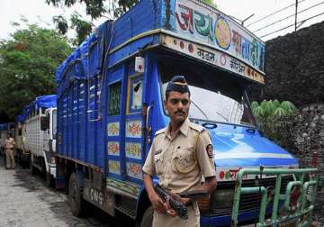 jewellery diamond stones worth rs 135 cr were seized in mumba i t