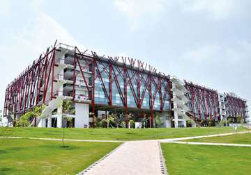 jindal university to train civil servants