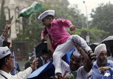 jubilant hazare supporters call it a victory of common man