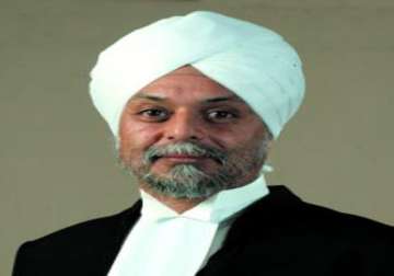 justice khehar recuses himself from hearing sahara case