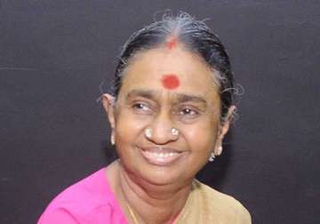 karunanidhi s wife dayalu ammal hospitalized