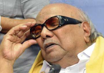 karunanidhi briefly hospitalised