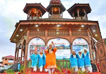 kashmir tourism festival kicks off in srinagar
