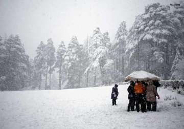 kashmir valley to get heavy snowfall