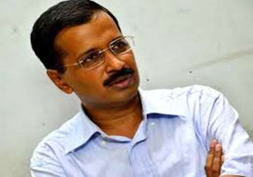 kejriwal meets wife of dead rti activist in greater noida